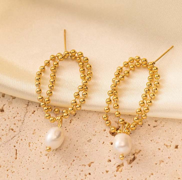 Perlezza Earrings